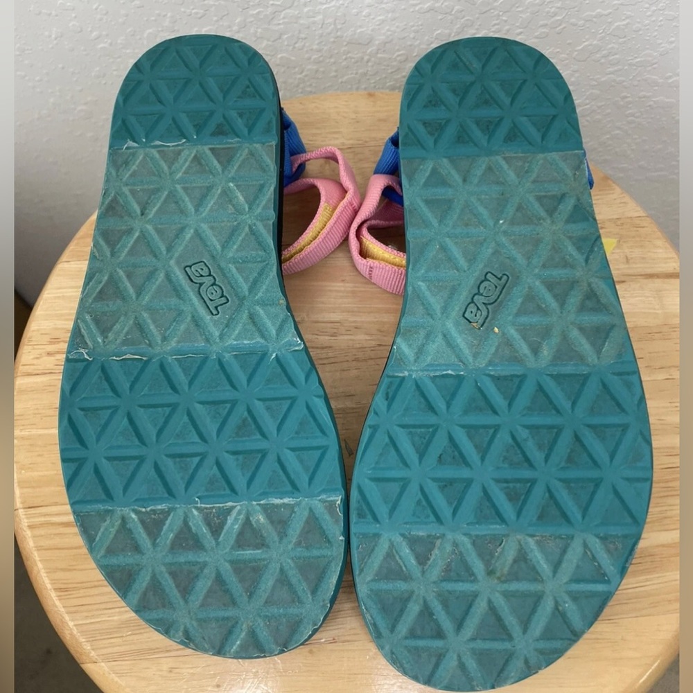 Teva Colorful Strappy Sandals size 8 - Picture 4 of 8